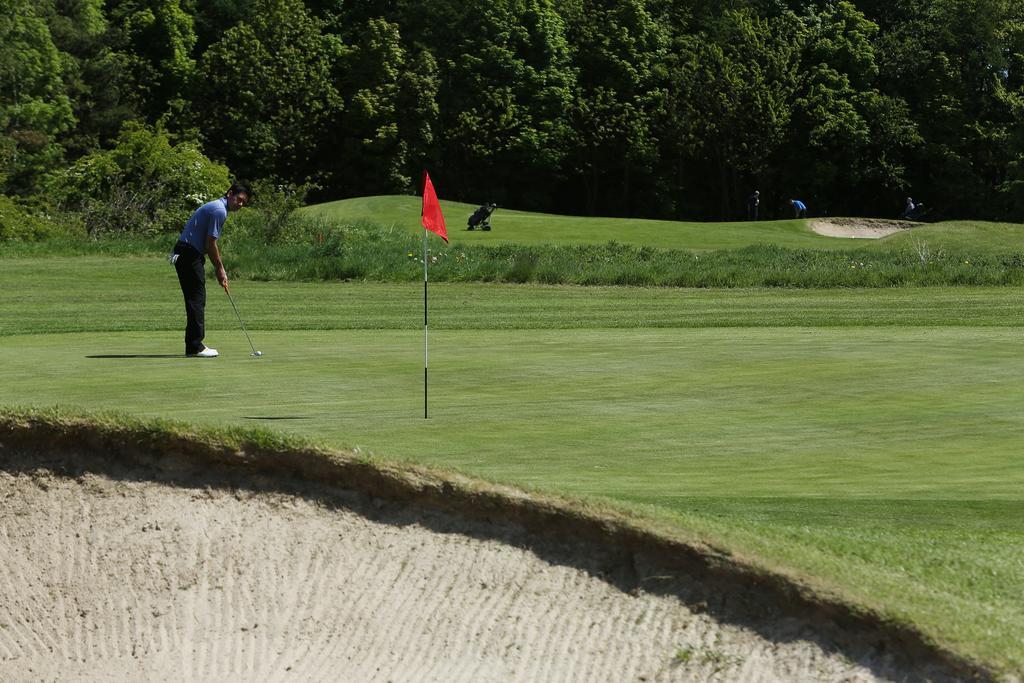 Mercure Newcastle George Washington Hotel Golf & Spa Zewnętrze zdjęcie